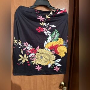 Floral Black Skirt XL